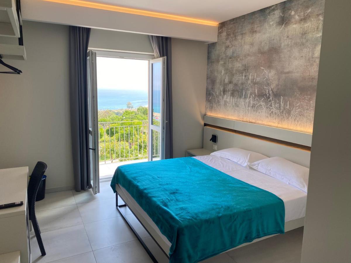 Aether Suites Tropea - Free Private Parking المظهر الخارجي الصورة