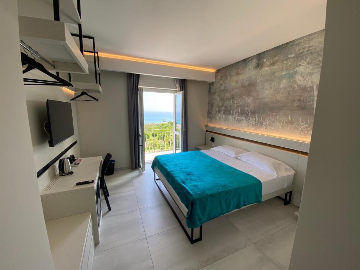 Aether Suites Tropea - Free Private Parking المظهر الخارجي الصورة